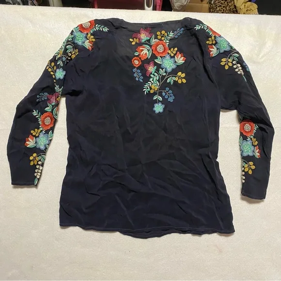 Johnny Was Kikimu Floral Embroidered Blouse XS - Picture 4 of 9